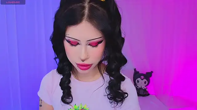 venomeowww   online show from November 30, 4:16 am