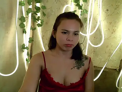 kera metina online show from March 31, 1:22 pm