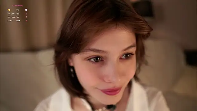 LurleneRamo online show from October 18, 1:30 am