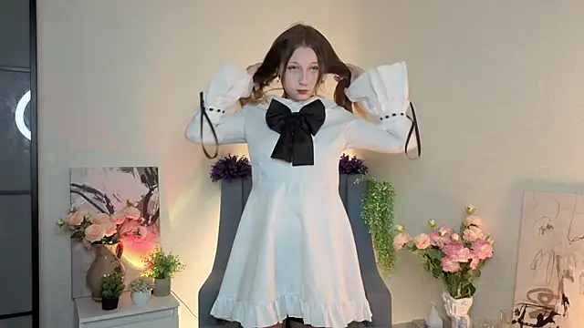 MerrieHertel online show from September 17, 4:05 pm