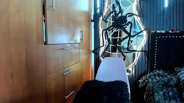 Snapshot of scarletr_red chatting on November 2, 2:59 am scarletr red online show from November 2, 2:59 am