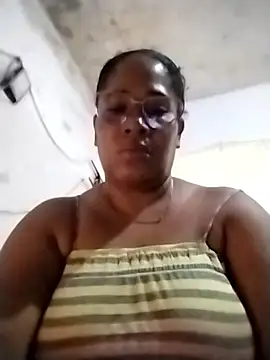 Snapshot of Big_ass_submissive chatting on October 4, 12:55 pm Big ass submissive online show from October 4, 12:55 pm