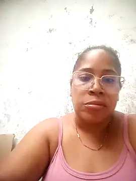 Snapshot of Big_ass_submissive chatting on September 18, 10:52 pm Big ass submissive online show from September 18, 10:52 pm