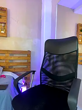 Snapshot of _miss_mia chatting on October 2, 2:44 pm  miss mia online show from October 2, 2:44 pm