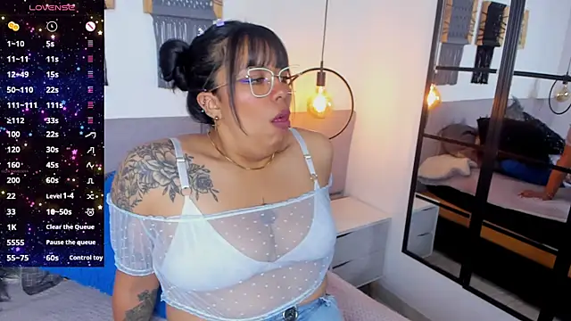 Ashley owens   online show from September 9, 2:06 pm