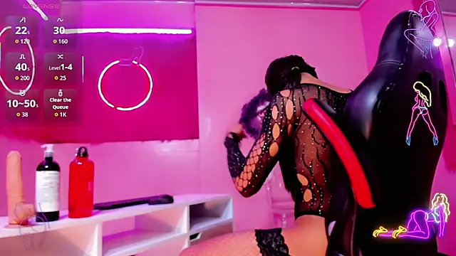 Snapshot of Natasha_clifford chatting on September 19, 3:27 am Natasha clifford online show from September 19, 3:27 am