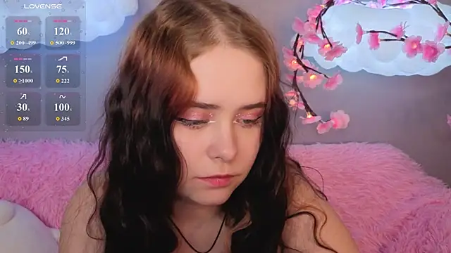 Alis Platt online show from March 9, 2:15 am