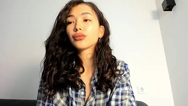 LianYe  online show from September 12, 7:40 am
