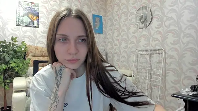 Snapshot of Kelly_Gerzikaa chatting on October 25, 11:40 am Kelly Gerzikaa online show from October 25, 11:40 am