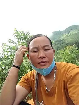 Snapshot of Seg_min chatting on September 23, 8:23 am Seg min online show from September 23, 8:23 am