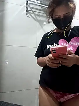 Snapshot of Rinki_bhabhiji chatting on September 19, 8:30 pm Rinki bhabhiji online show from September 19, 8:30 pm