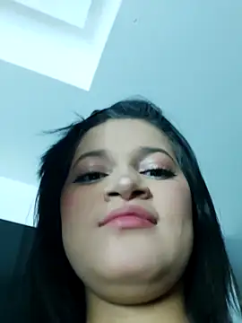 Snapshot of MaskedGirl_ chatting on September 24, 12:04 pm MaskedGirl online show from September 24, 12:04 pm