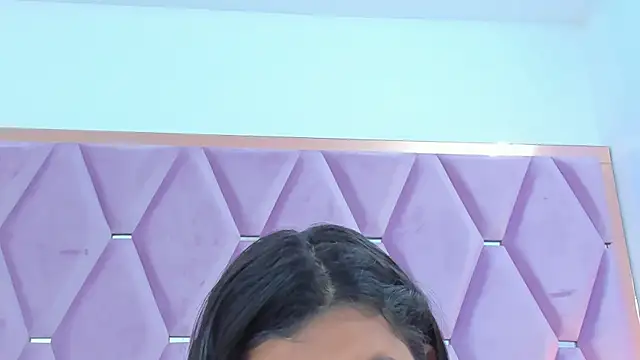 Snapshot of MaskedGirl_ chatting on October 18, 11:57 am MaskedGirl online show from October 18, 11:57 am