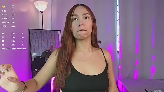 Snapshot of nikolevoshkie_ chatting on October 15, 7:49 pm nikolevoshkie online show from October 15, 7:49 pm