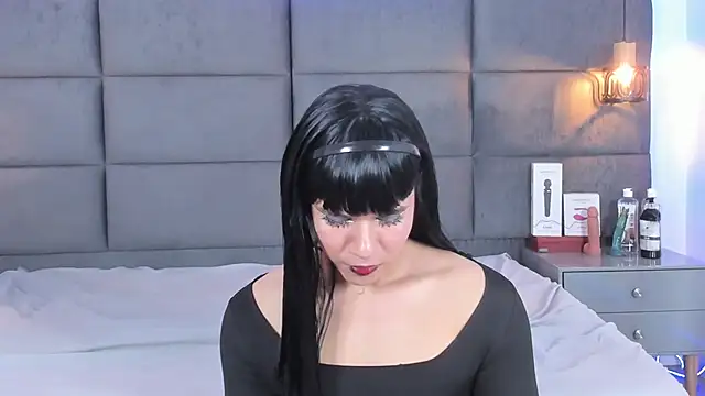 Snapshot of Slenna_Moon chatting on September 19, 2:54 am Slenna Moon online show from September 19, 2:54 am