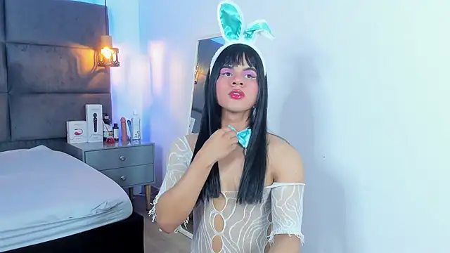 Snapshot of Slenna_Moon chatting on October 31, 3:30 am Slenna Moon online show from October 31, 3:30 am