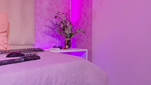 Snapshot of Paulina_Sodi chatting on September 19, 12:15 pm Paulina Sodi online show from September 19, 12:15 pm