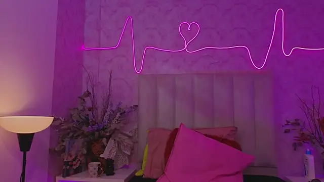 Snapshot of Paulina_Sodi chatting on October 22, 12:43 pm Paulina Sodi online show from October 22, 12:43 pm