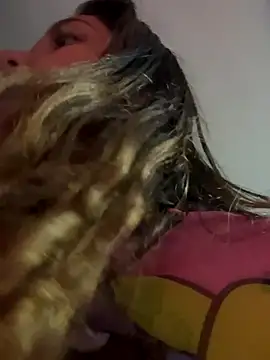 Snapshot of emperatrixsex chatting on October 11, 3:33 am emperatrixsex online show from October 11, 3:33 am