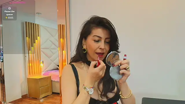 allie pearl online show from September 23, 12:03 pm