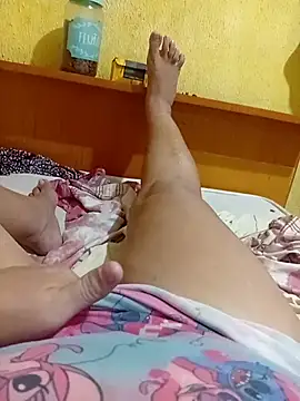 Snapshot of Ravena2290 chatting on September 26, 4:59 pm Ravena2290 online show from September 26, 4:59 pm