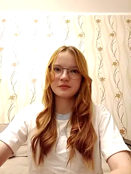 Ginger Emma online show from October 25, 8:05 pm