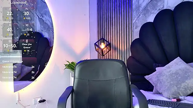 AlahyaPalmerR online show from September 26, 4:21 am