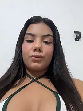 aline2007 online show from October 12, 3:25 pm