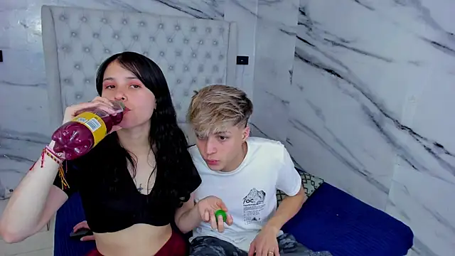 Snapshot of Ari_and_Storm chatting on September 27, 2:46 pm Ari and Storm online show from September 27, 2:46 pm