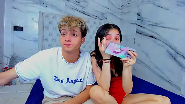 Snapshot of Ari_and_Storm chatting on September 23, 9:13 pm Ari and Storm online show from September 23, 9:13 pm