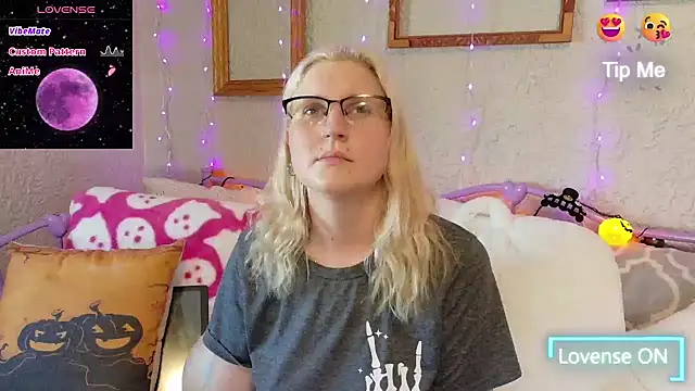 samanthamalichite online show from September 27, 7:21 pm