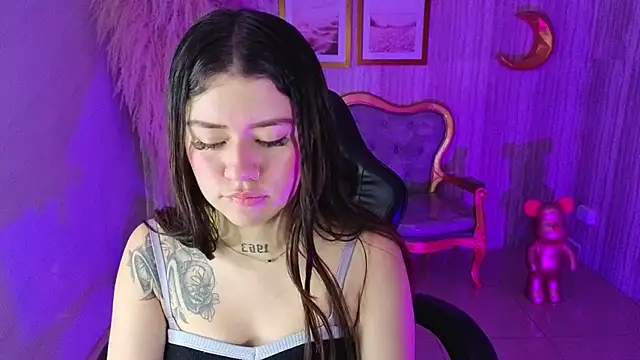 ivy lodge s online show from September 18, 8:40 pm