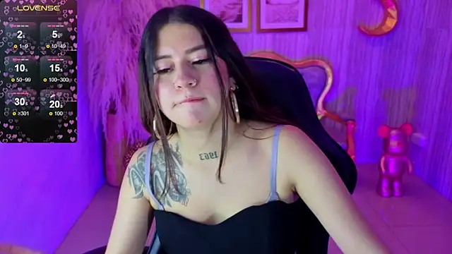 ivy lodge s online show from October 9, 8:24 pm