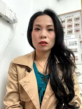 Baby-mmm online show from November 19, 5:40 am