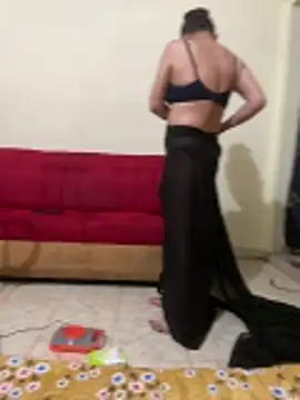 Snapshot of stargroup chatting on October 26, 12:22 pm stargroup online show from October 26, 12:22 pm