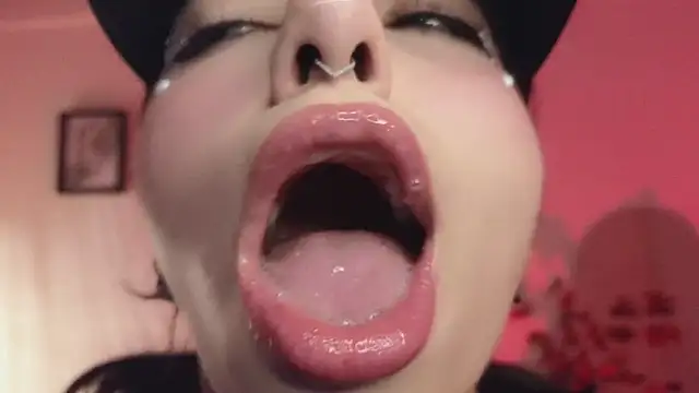 Hollyxx  online show from April 23, 3:03 am