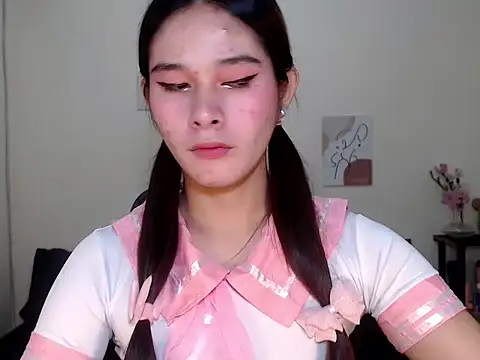 Snapshot of sassymimi69 chatting on September 11, 3:18 am sassymimi69 online show from September 11, 3:18 am