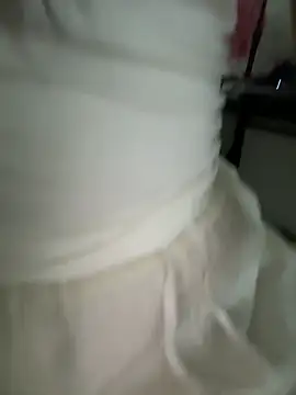 Snapshot of tran_my chatting on October 21, 4:11 pm tran my online show from October 21, 4:11 pm