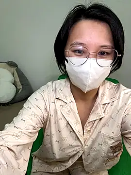 Snapshot of pumpkin_91 chatting on October 21, 12:58 am pumpkin 91 online show from October 21, 12:58 am