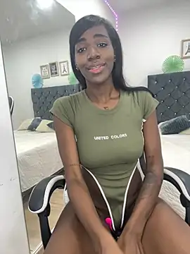 Snapshot of Alma_Stevenson chatting on October 8, 4:22 pm Alma Stevenson online show from October 8, 4:22 pm