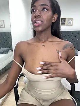 Snapshot of Alma_Stevenson chatting on October 27, 2:45 pm Alma Stevenson online show from October 27, 2:45 pm