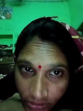 Riya Raj90 online show from September 15, 3:42 pm