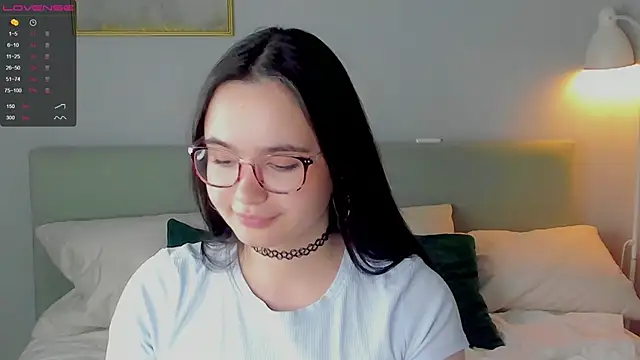 WildaBisom online show from October 23, 1:11 am