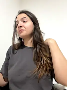 MissMay online show from October 19, 2:52 pm