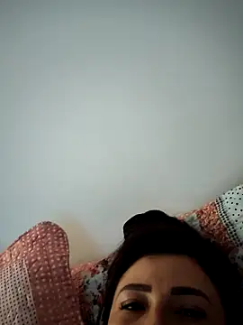 mia mancinii online show from April 11, 2:32 pm