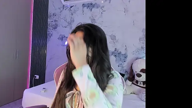 Snapshot of Laly_Cherry_ chatting on October 26, 12:44 pm Laly Cherry online show from October 26, 12:44 pm