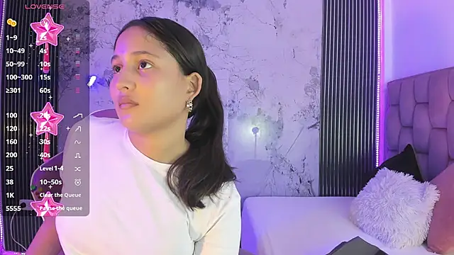 Snapshot of Laly_Cherry_ chatting on October 15, 12:41 pm Laly Cherry online show from October 15, 12:41 pm