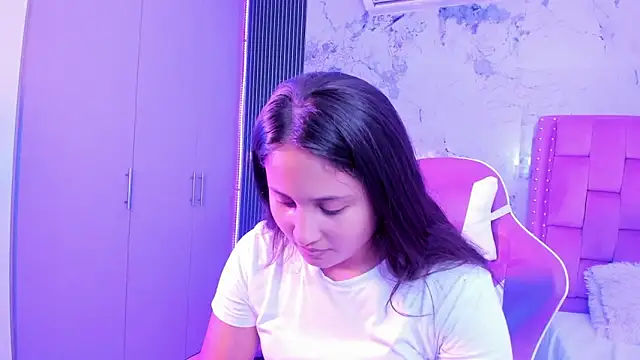 Snapshot of Laly_Cherry_ chatting on September 30, 12:55 pm Laly Cherry online show from September 30, 12:55 pm