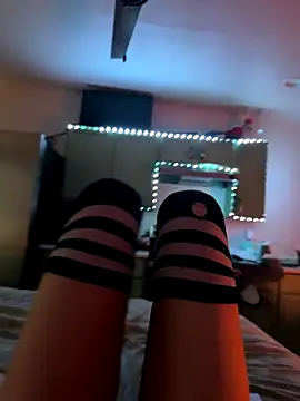 littiekitty online show from October 18, 3:04 pm