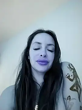 AmandinhaGomes96 online show from November 8, 7:41 pm